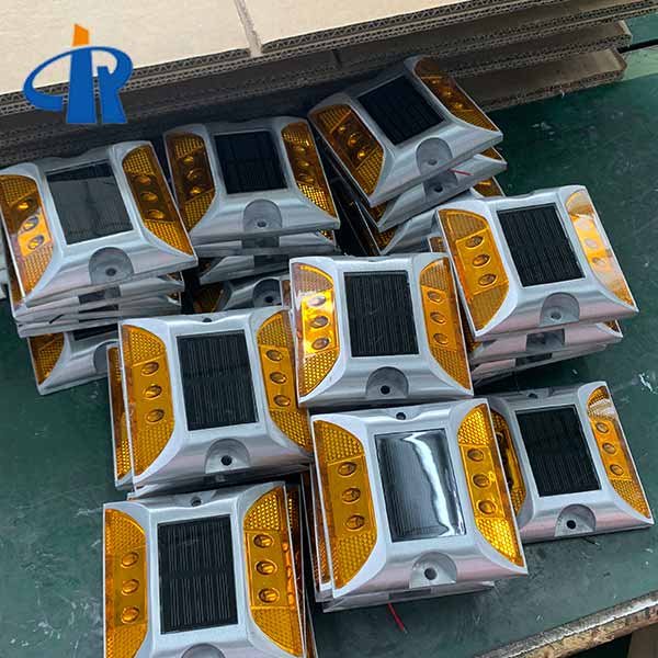Round Solar Powered Road Studs For Bridge In China